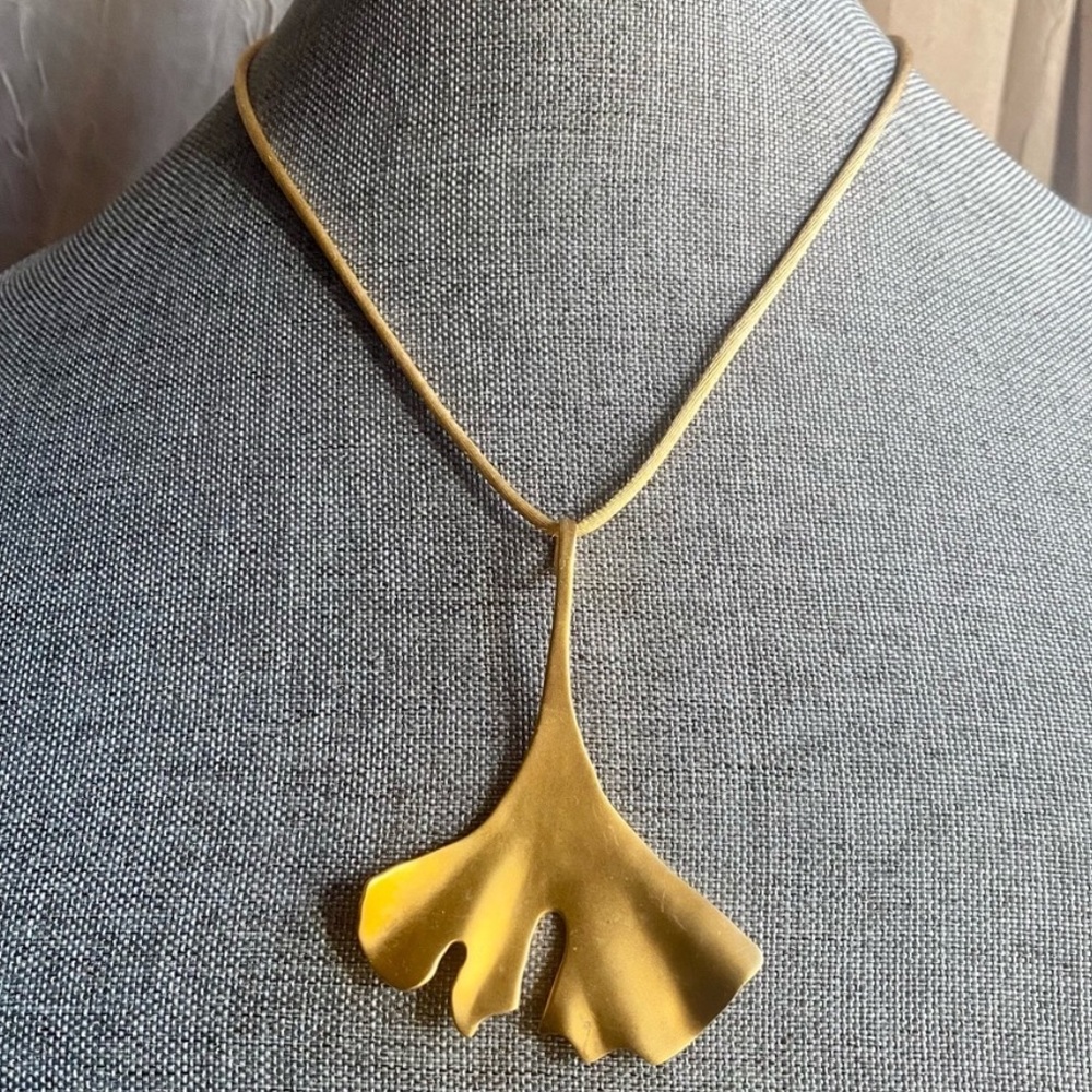 NWOT, Robert Lee Morris modernist Ginkgo Leaf Brass and Silk Cord Necklace